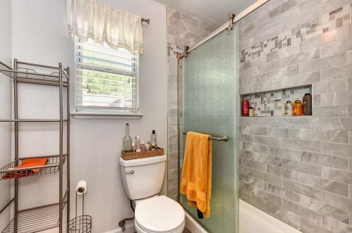 374 Bright Day Dr, Woodland CA  95695-6666 exterior