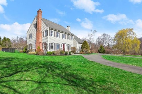 20 Dlhy Ct, Ridgefield, CT 06877-1114