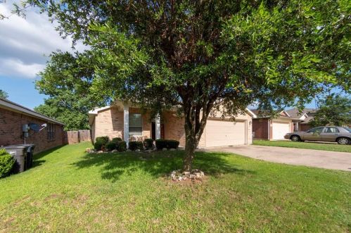 8605 Autumn Creek Trl, Fort Worth, TX 76134-8448