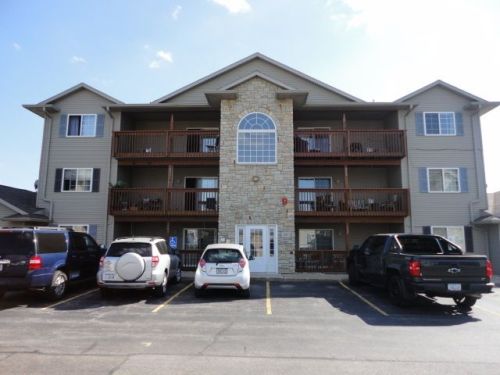 117 Price St, Park View, IA 52748-1727