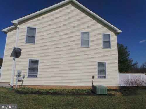 131 Baltusrol Dr, Charles Town WV  25414-4085 exterior