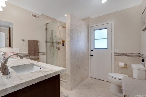 1241 Lynwood St, La Habra CA  90631-7406 exterior