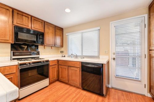 6922 Toluca Ln, Citrus Heights CA  95621-4321 exterior