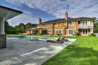 234 Cove Hollow Rd, East Hampton NY  11937 exterior