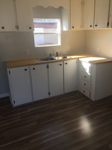 175 Cadallic Ln, Winston Salem, NC 27107-9548