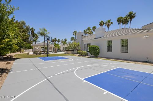 8500 Aster Dr, Scottsdale AZ  85260-5308 exterior