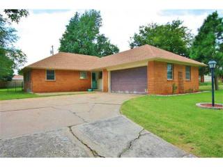 624 Cherry Ave, Yukon, OK 73099-3815