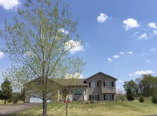 861 162nd St, Hammond, WI 54015-5052