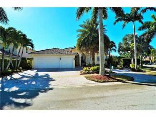 18990 32nd St, Hollywood FL  33029-5833 exterior