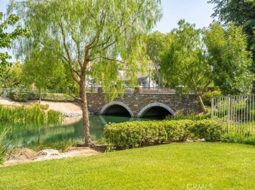 23903 Lakeside Rd, Santa Clarita, CA 91355-1605