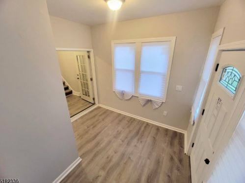 236 William St, East Orange, NJ 07017-4324