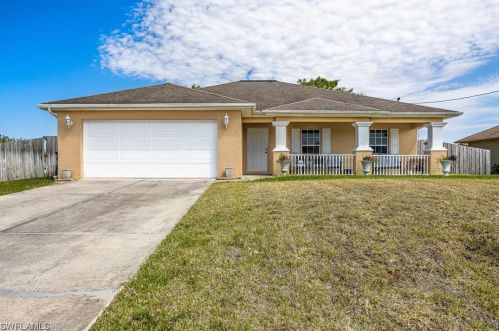 4604 Connie Ave, Lehigh Acres, FL 33971-5782