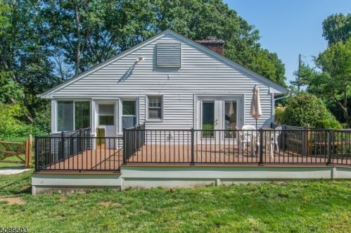 250 Jacksonville Rd, Lincoln Park NJ  07035-1505 exterior