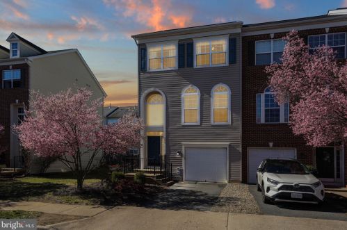 9970 Shortbread Way, Bristow, VA 20136-2539