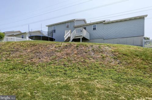 175 Northcrest Dr, York Haven PA  17370-9273 exterior