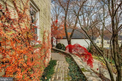 7 Haslet Way, Wilmington DE  19807-3120 exterior