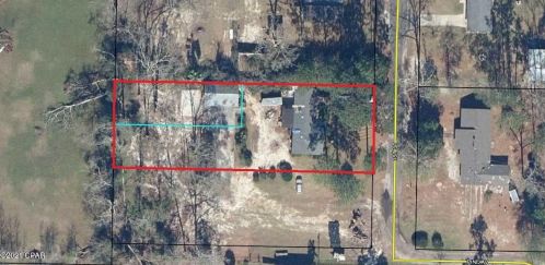872 1st St, Sunny Hills, FL 32428-2225