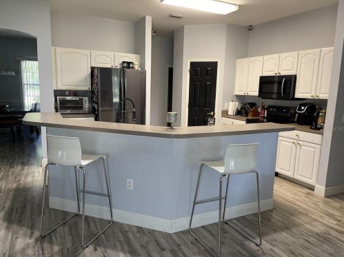 23510 Oak Prairie Cir, Mount Plymouth FL  32776-8620 exterior