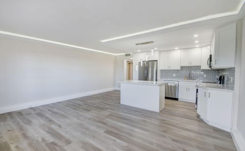 457 Southampton C, West Palm Beach FL  33417-7813 exterior