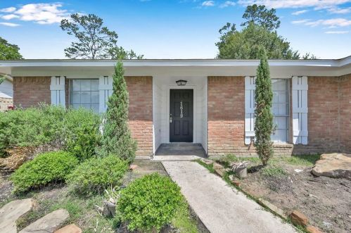 1619 Cantrell Blvd, Conroe TX  77301-4007 exterior