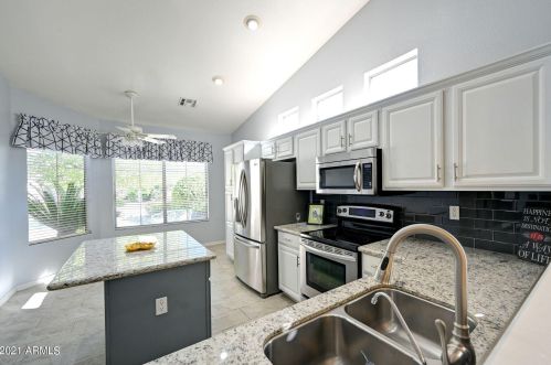 4343 Walnut Rd, Gilbert AZ 85298-8317 exterior