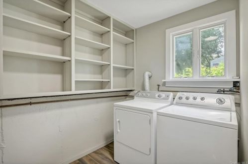 2780 Denby Dr, Yorktown Hgts NY  10598-3016 exterior