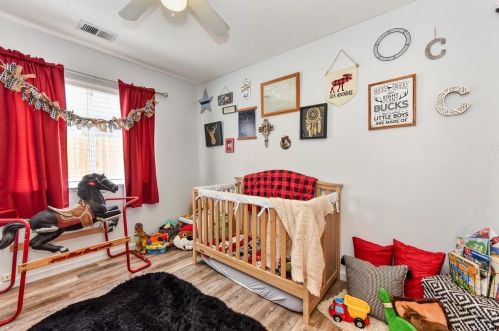 374 Bright Day Dr, Woodland CA  95695-6666 exterior