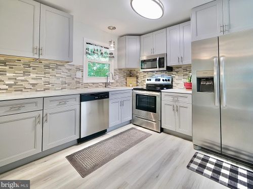 1694 Bethel Rd, Boothwyn PA  19060-2049 exterior