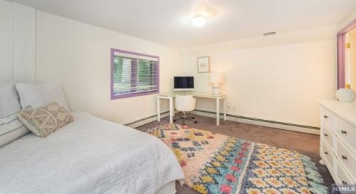 122 Woodside Ave, Ridgewood NJ 07450-5028 exterior