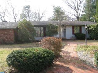 1214 Robin Rd, Millville, NJ 08332-2334
