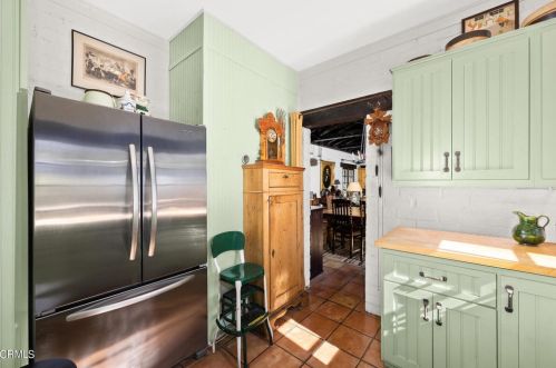 2919 Lake Ave, Altadena CA  91001-1621 exterior