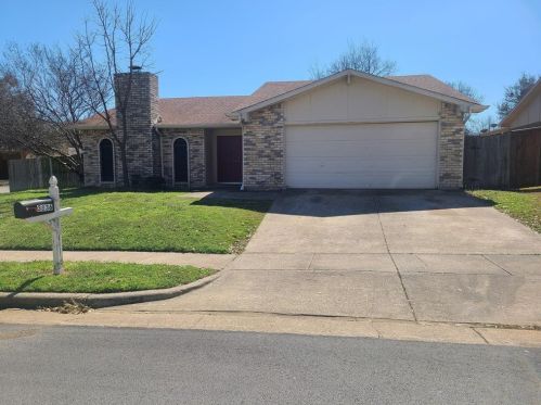 3836 Aspenwood Dr, Bedford, TX 76021-5106
