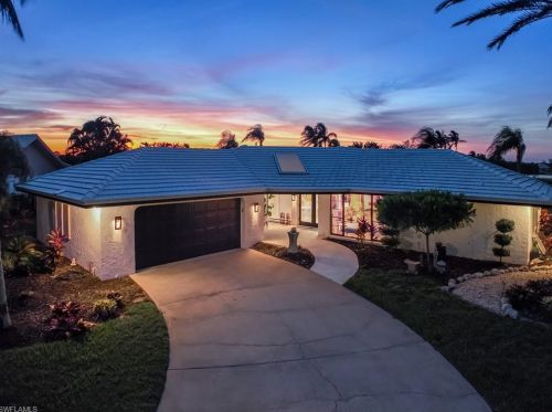 1143 Sand Castle Rd, Sanibel, FL 33957-3616
