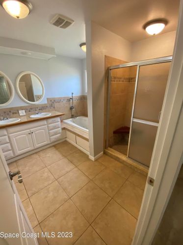 1870 Tropic St, Titusville FL  32796-3844 exterior