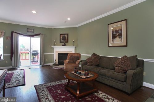 47 Barlow Dr, Souderton PA  18964-2276 exterior