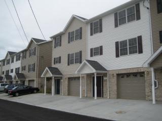 870 Tremont St, Morgantown WV  26505-2566 exterior