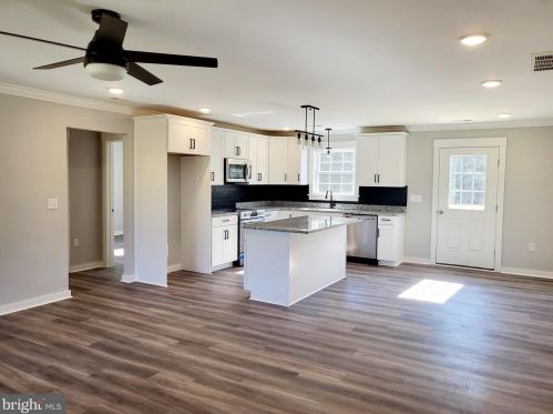 260 Fallin Town Rd, Foneswood VA  22572-3321 exterior