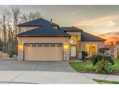 3521 216th Ct, Interlachen, OR 97024-8701