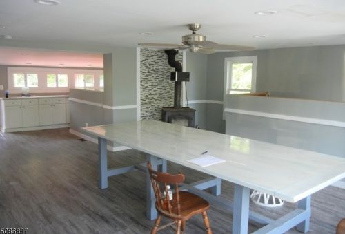 979 Union Valley Rd, West Milford Lakes NJ  07480-1200 exterior