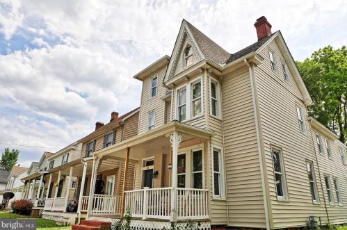 44 Governors Ave, Dover, DE 19904-3112