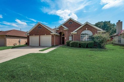 3712 Longhorn Dr, Denton, TX 76210-3317