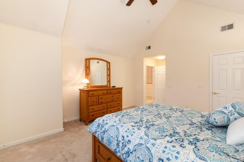 12 Gold Leaf Ln, Mashpee MA 02649-3556 exterior