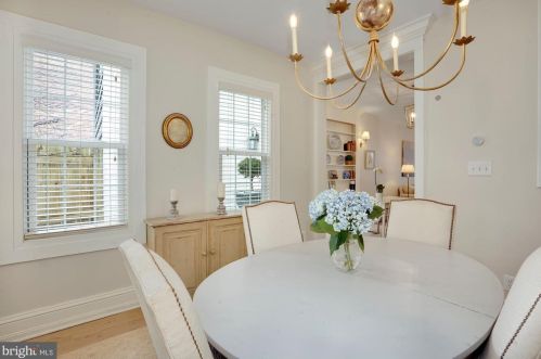 1218 28 St, Washington DC 20007-3355 exterior