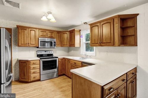 501 Linden St, Dauberville PA  19533-9520 exterior