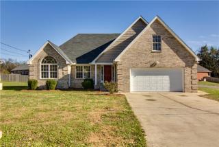 319 Shelby Cir, Shelbyville, TN 37160-2623