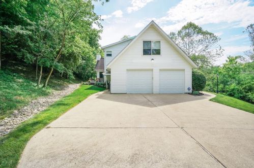 7171 5 Mile Rd, Cincinnati, OH 45230-3924