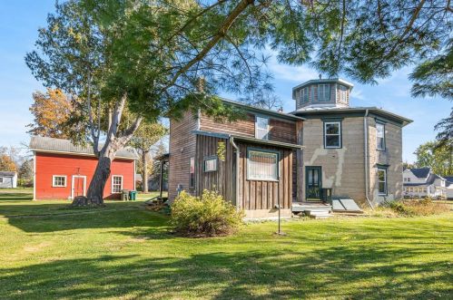 610 Liberty St, Ripon WI  54971-1220 exterior