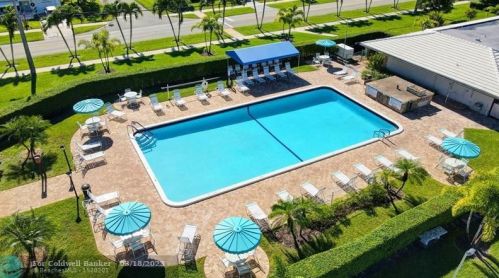1606 14th Ave, Boynton Beach FL  33426-5809 exterior