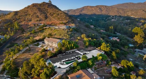 3226 Laurashawn Ln, Escondido CA 92026-8532 exterior