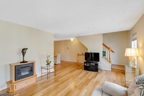 30 Marrow St, Newark NJ  07103-3151 exterior